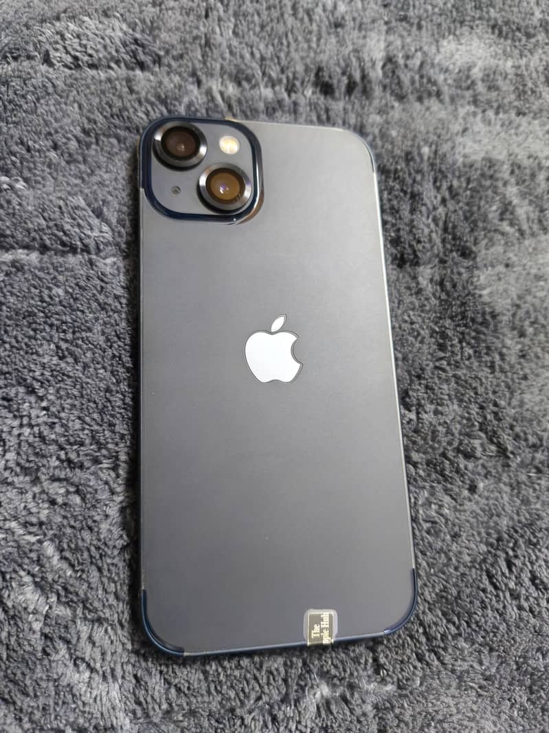 Apple iPhone 13 1