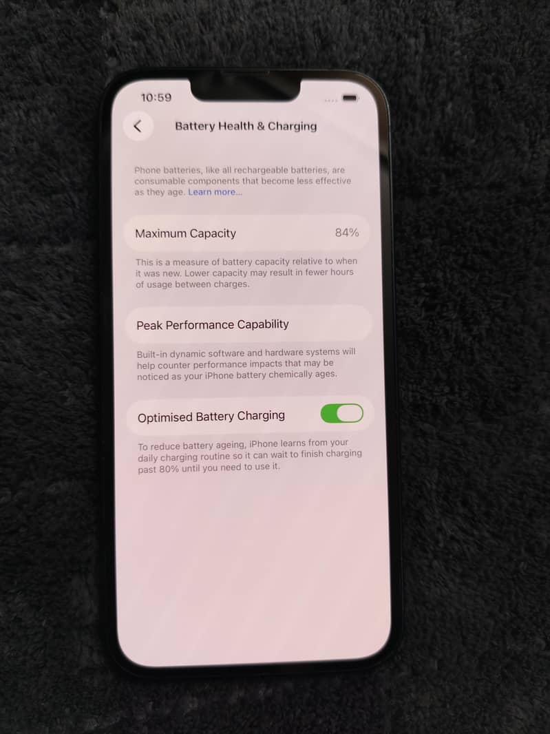 Apple iPhone 13 7