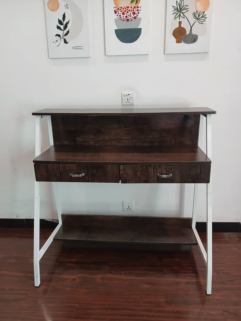 Wooden study table 1