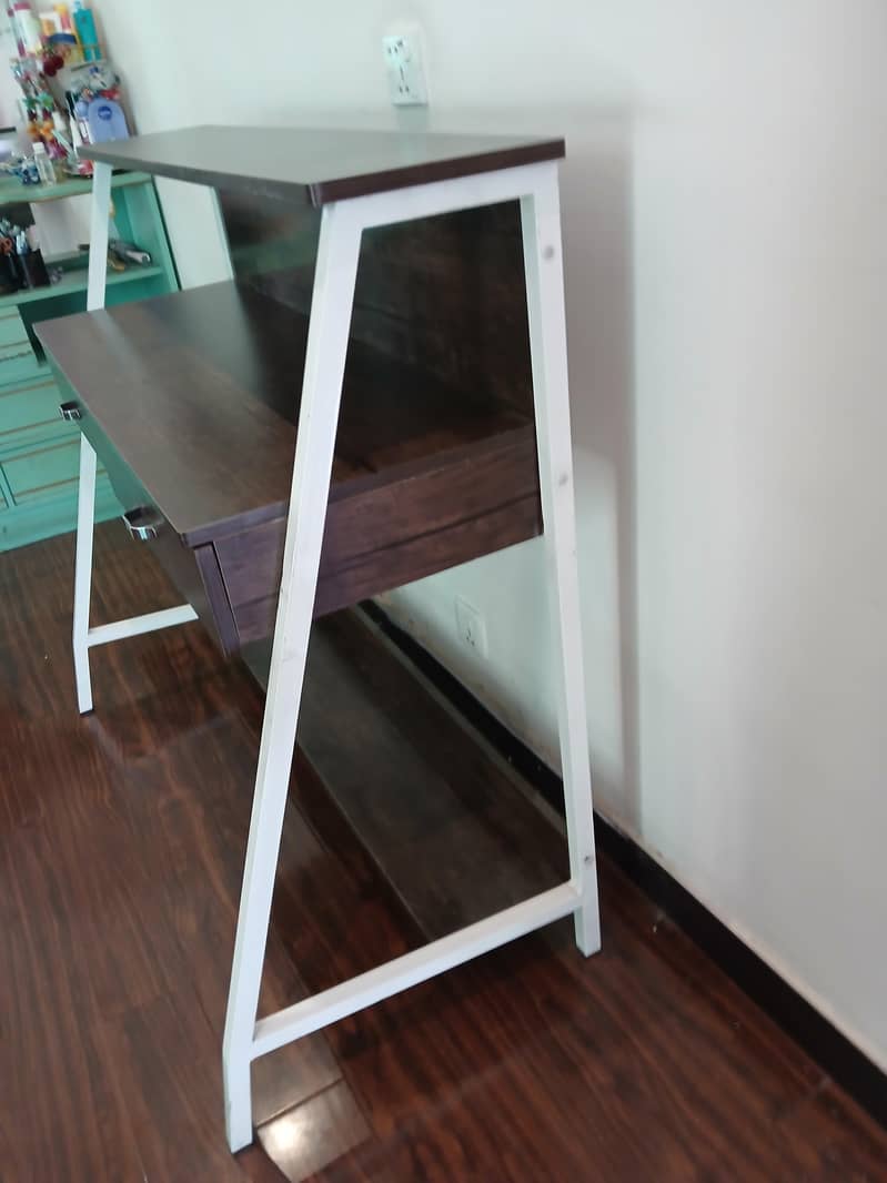 Wooden study table 2