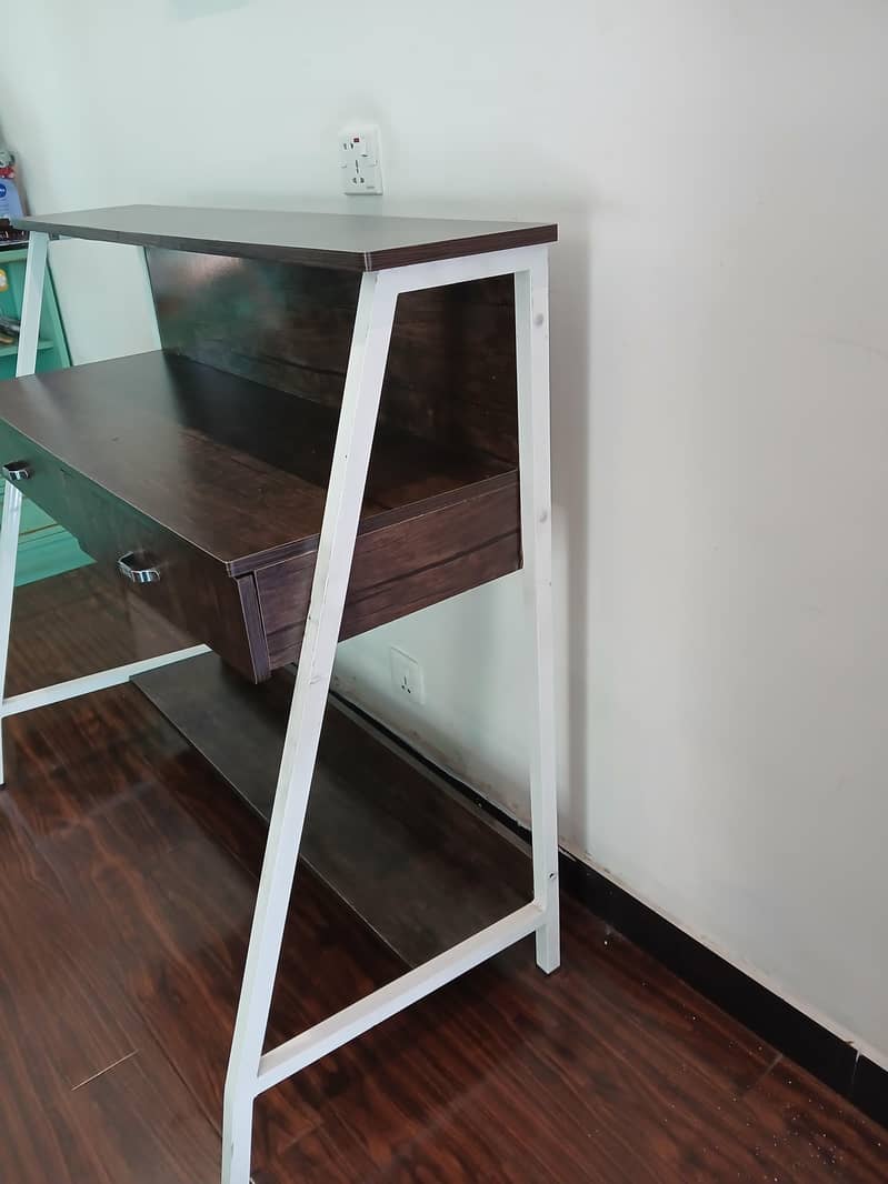 Wooden study table 4