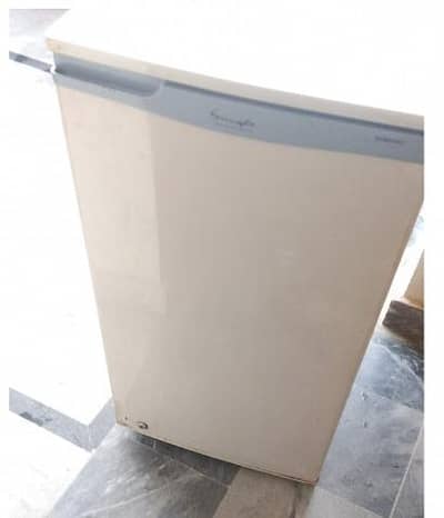 Samsung single Door fridge