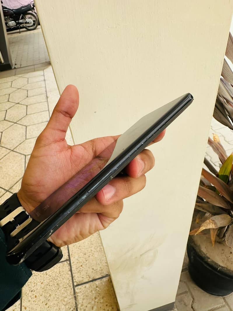One Plus 10 Pro 3