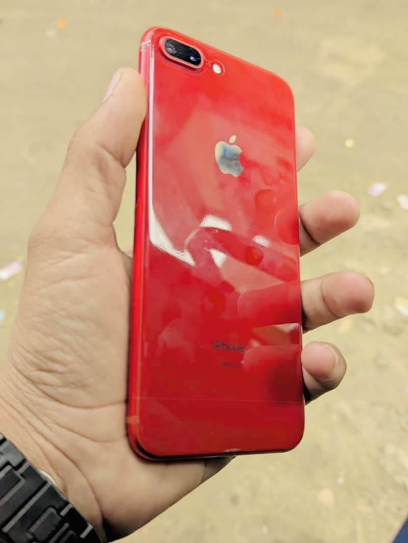 Apple iPhone 8 Plus 0