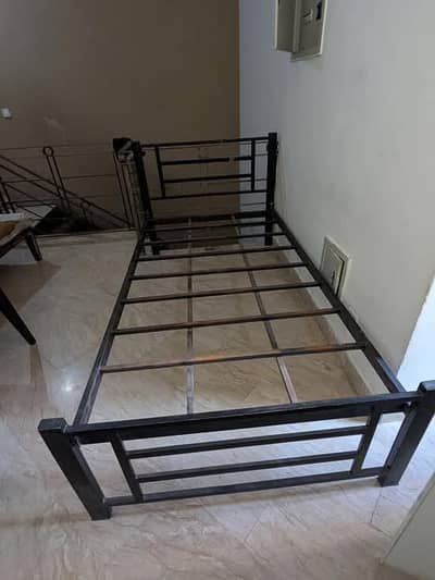 single iron beds