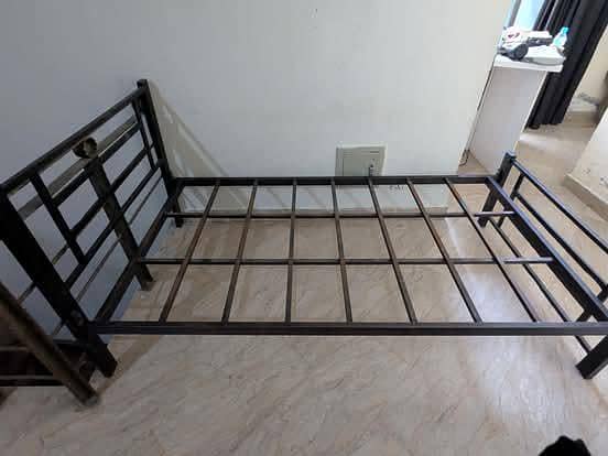 single iron beds 1