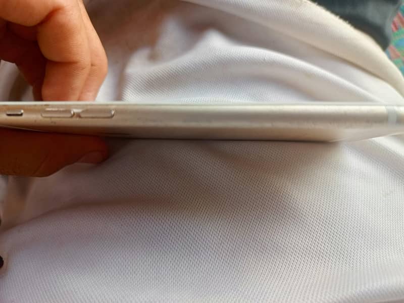Apple iPhone 6 3
