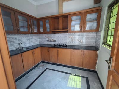 6marla second floor house for rent with boring