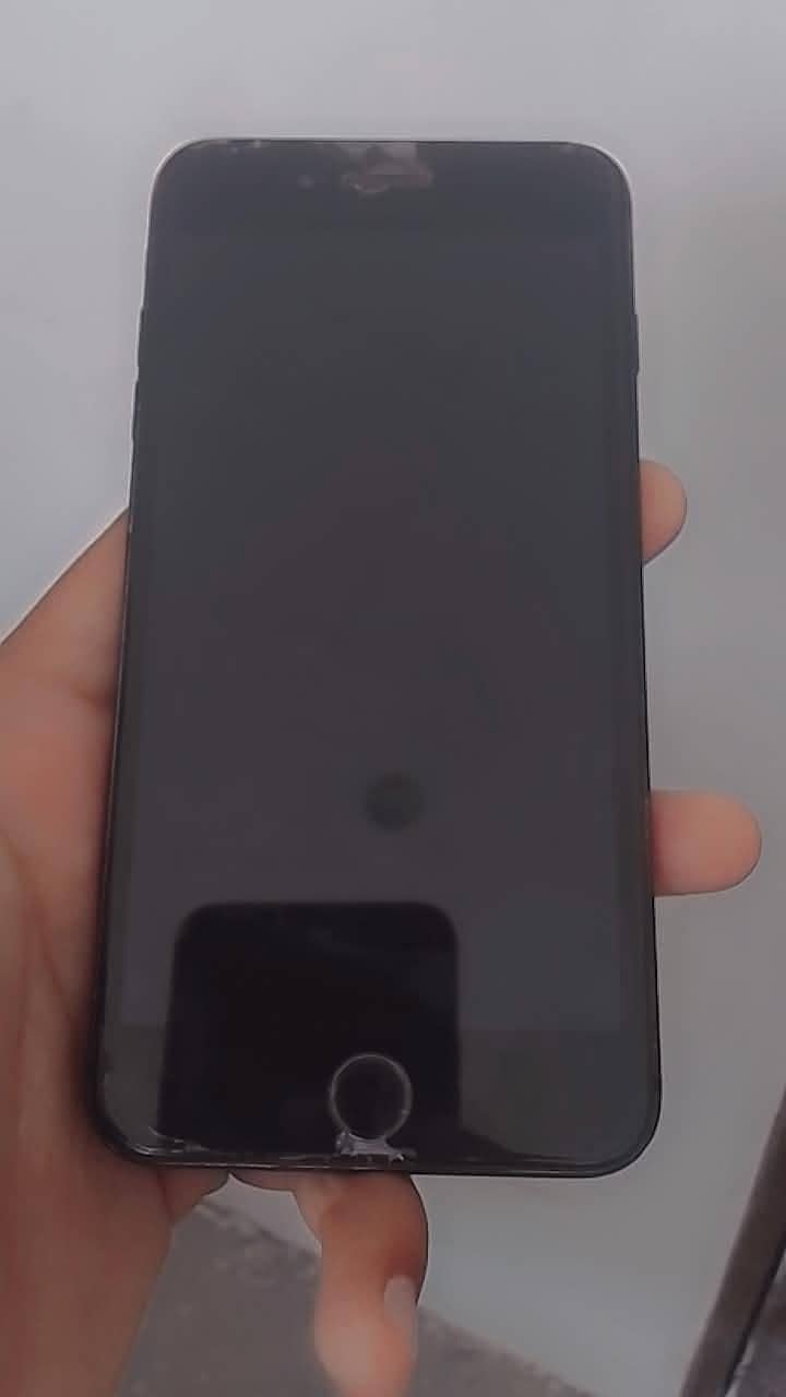 Apple iPhone 7 plus 2