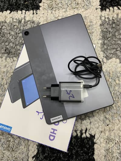 Lenovo tab m10 HD