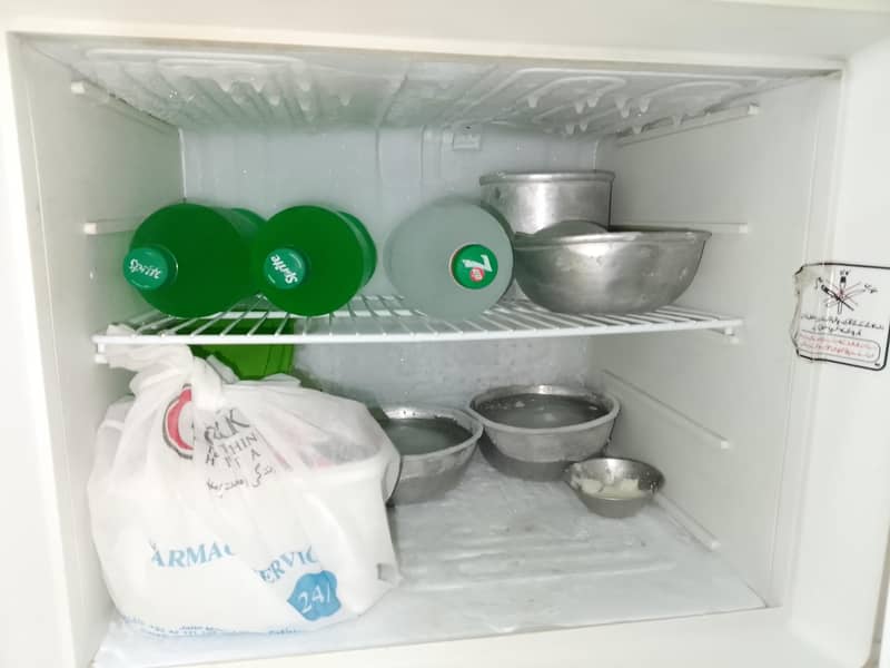 Dawlance refrigerator 4