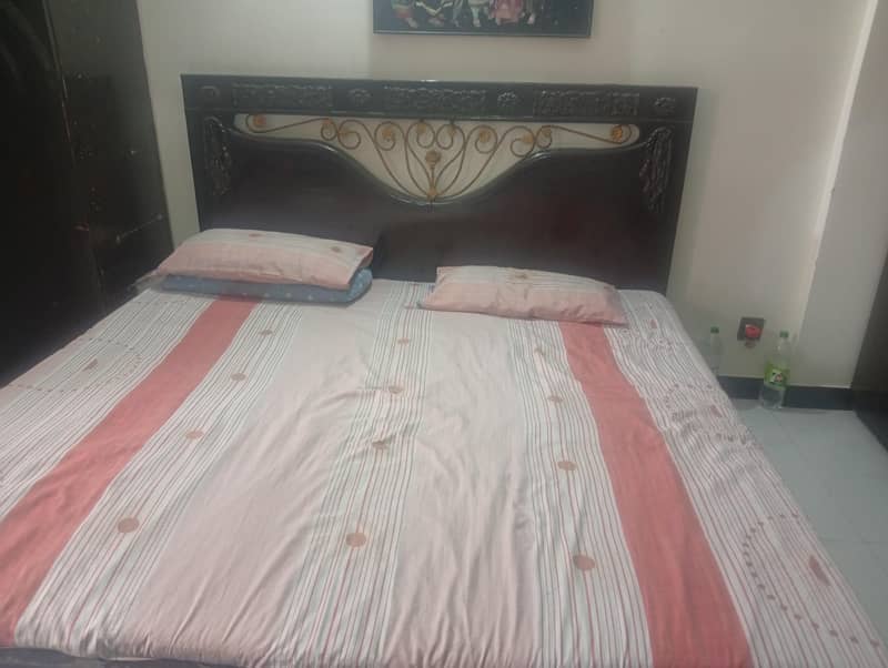bed available 1
