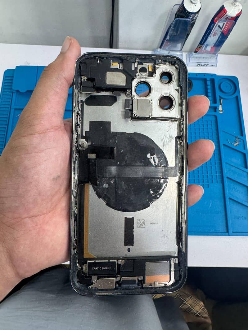 Apple iPhone 13 Pro Max 8