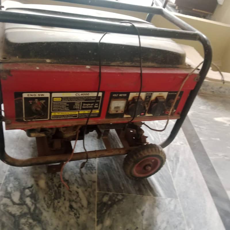 Generator CL-4000 4