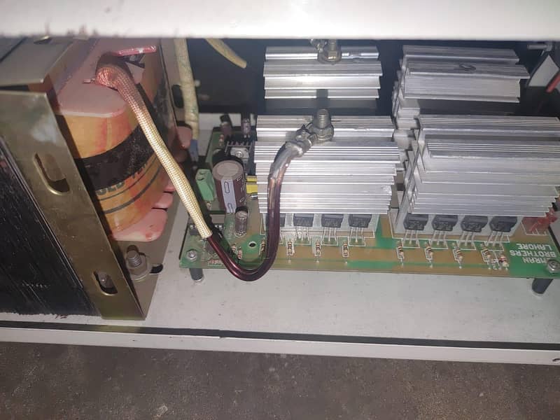 UPS for sell 4