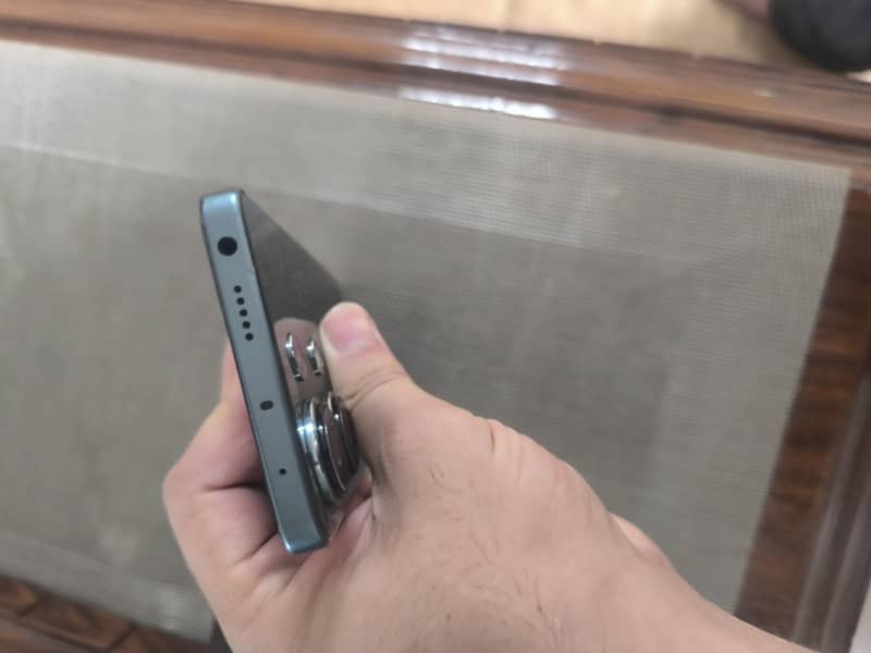 Xiaomi Redmi Note 13 Pro 4