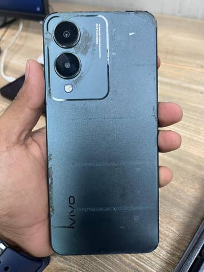 Vivo Y17s