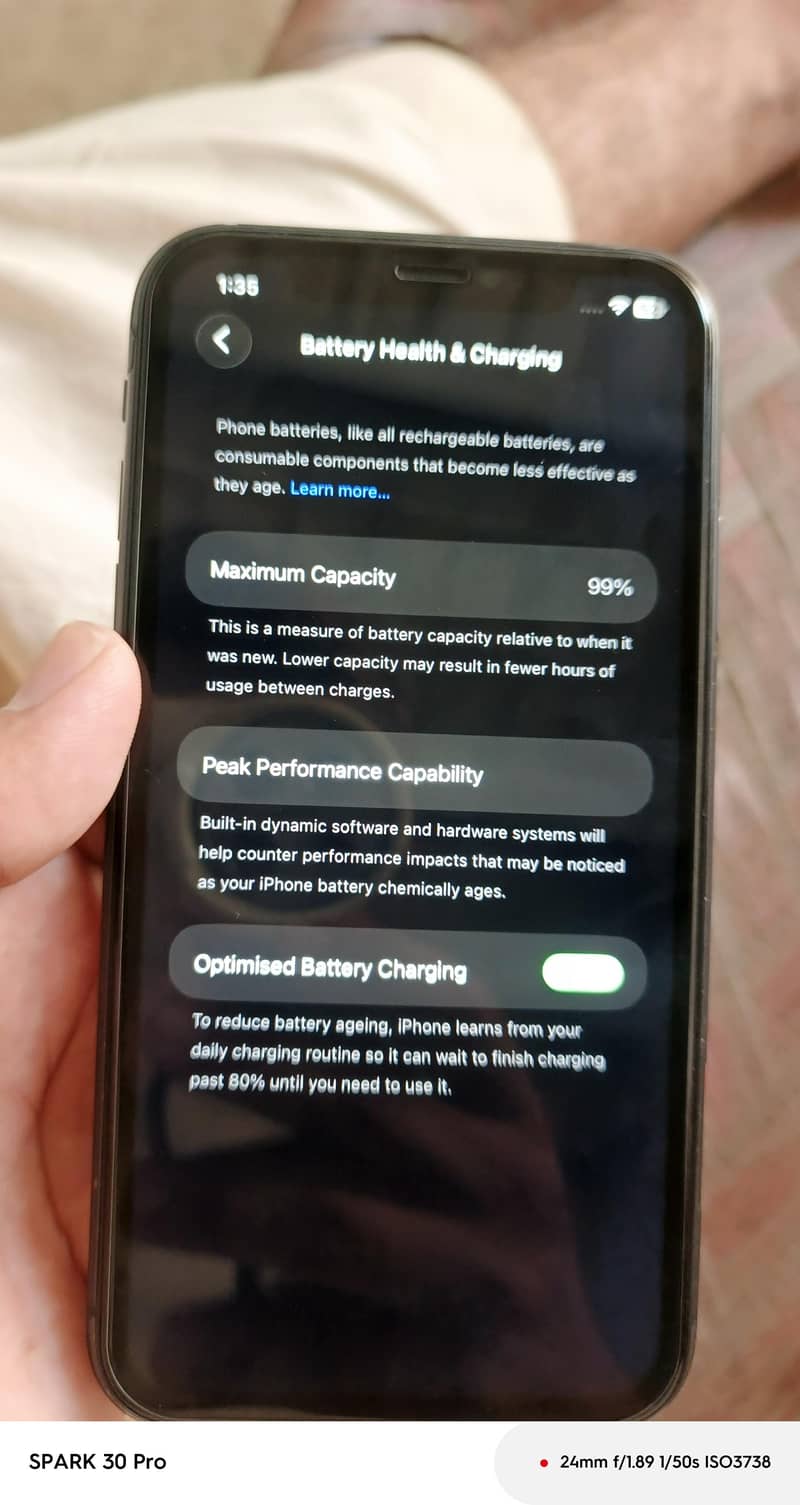 Apple iPhone 11 0