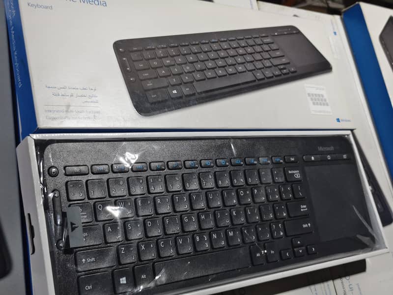 Microsoft touchpad wireless keyboard tv smart logitech 3