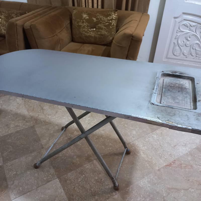 Iron table 1