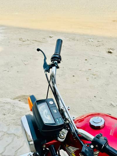 brand new CD 70 Honda 2023