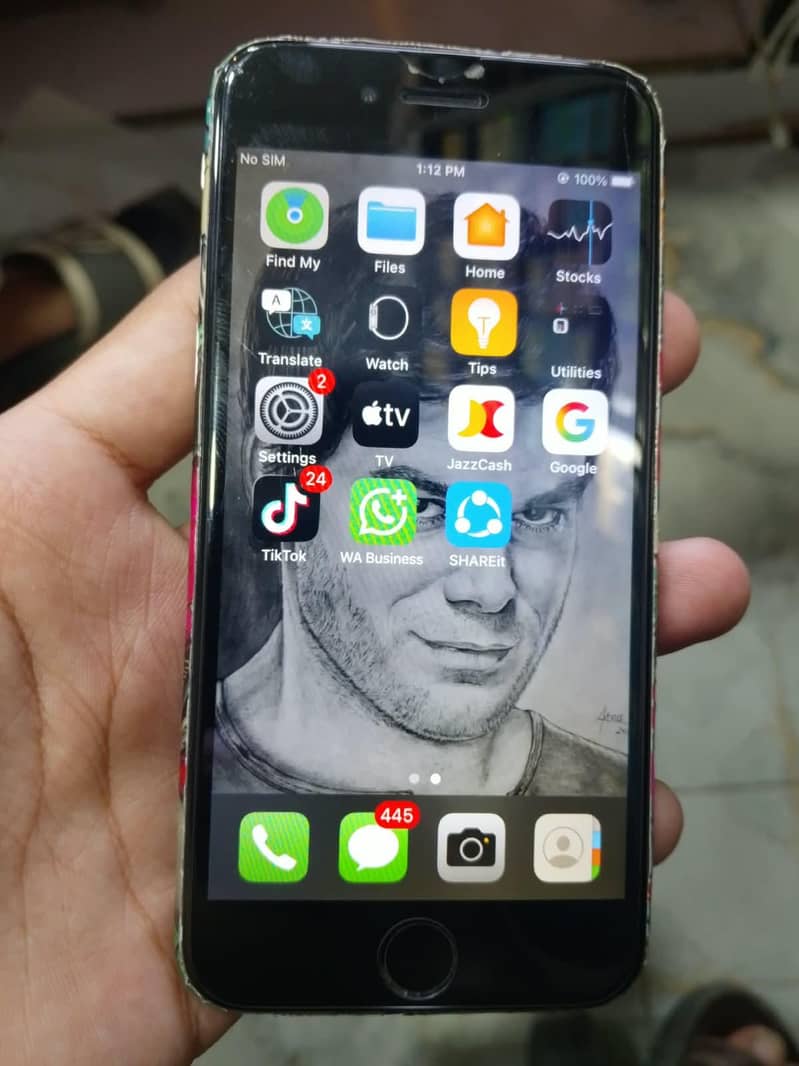 Apple iPhone 6S 1
