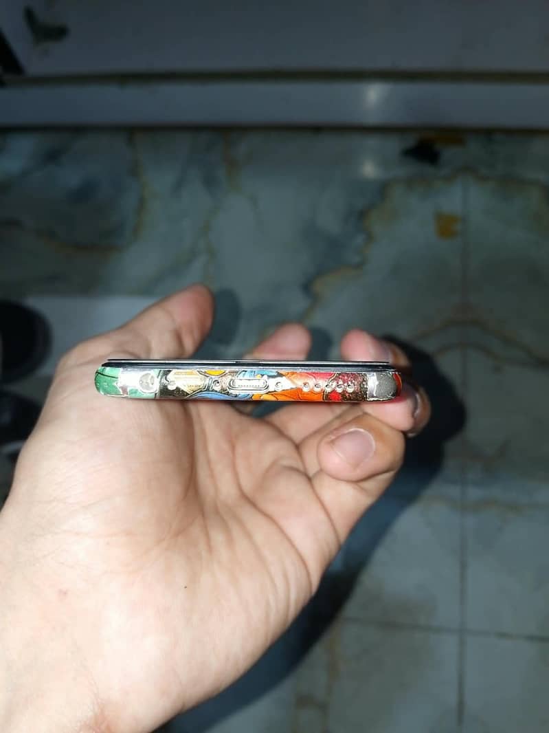 Apple iPhone 6S 3