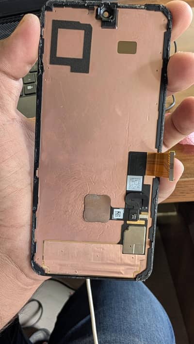 Google Pixel 8 display panel & Finger Print Sensor