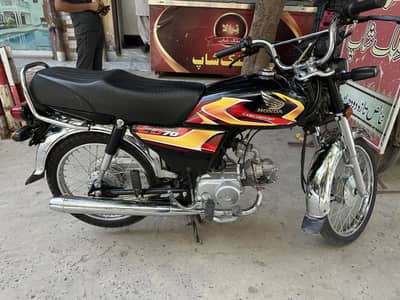 Honda cd 70 Black color
