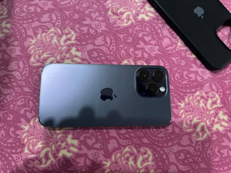 Apple iPhone 14 Pro Max 4