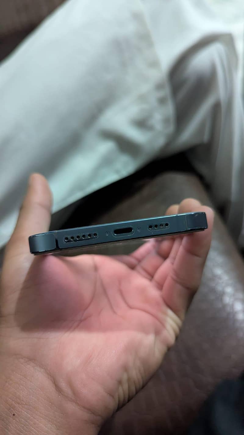 Apple iPhone 13 Pro Max 5