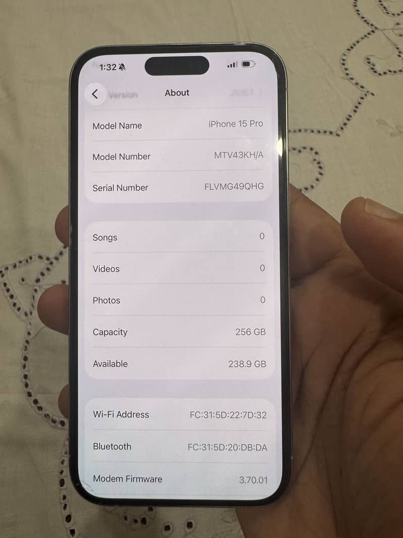 Apple iPhone 15 Pro 2