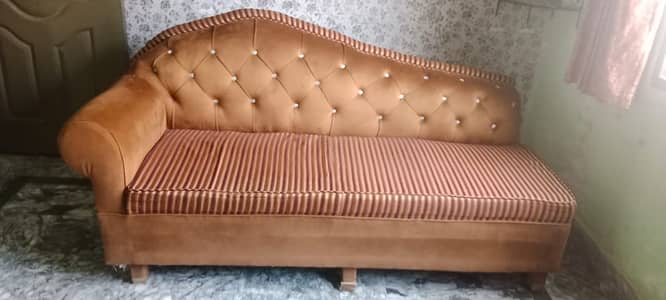 Luxury Royal Dewaan Sofa