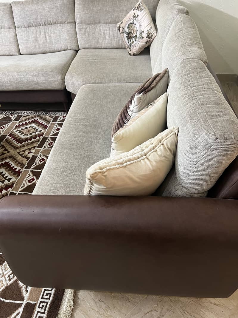 SOFA L SHAPED WITH CENTRE TABLE 2