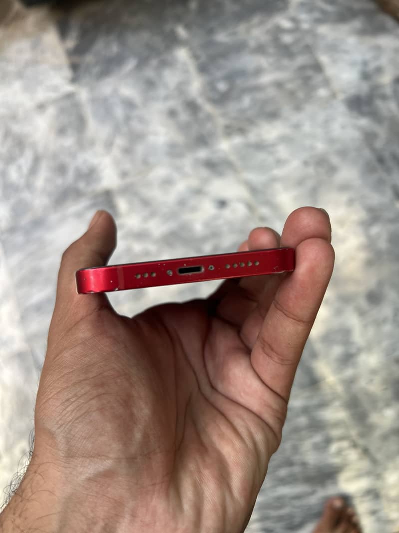 Apple iPhone 13 3