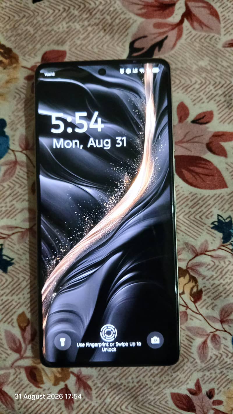 Tecno CAMON 30 1