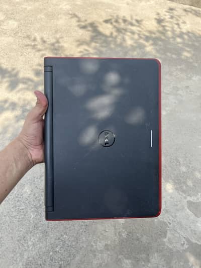 Dell Latitude 3350
