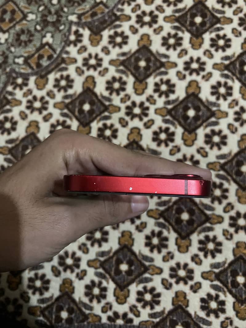 Apple iPhone 13 1