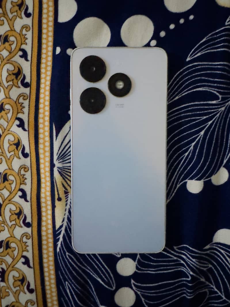 Tecno Spark Go 1
