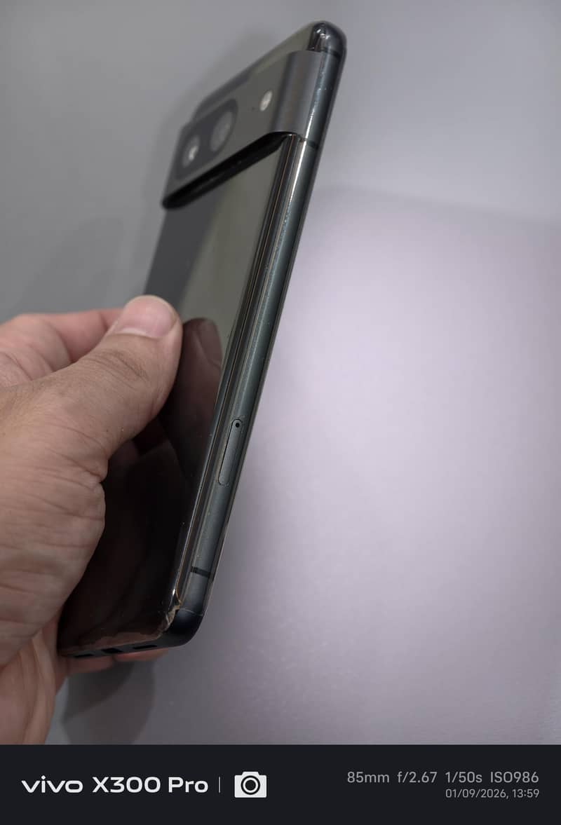 Google Pixel 8 2
