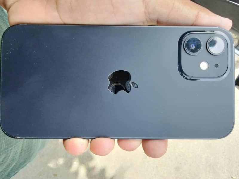 Apple iPhone 12 5