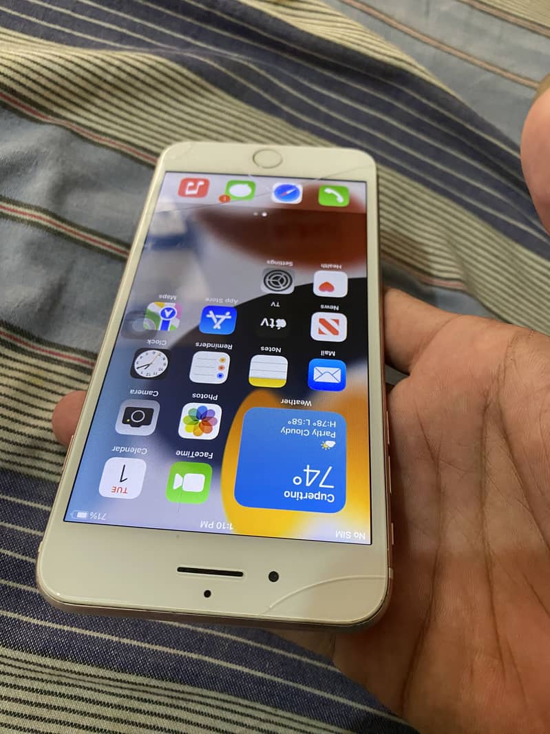 Apple iPhone 7 Plus 6