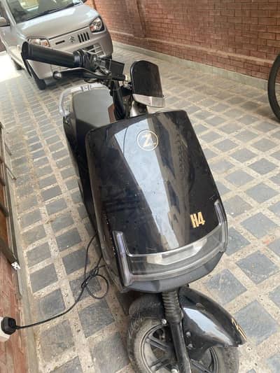Electric Scooter Zee EV H4 for Sale