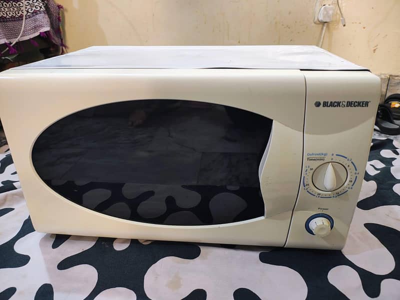 black & Decker 1
