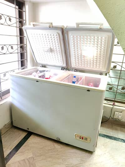 Dawlance Deep Freezer / Double Door Used For Sale
