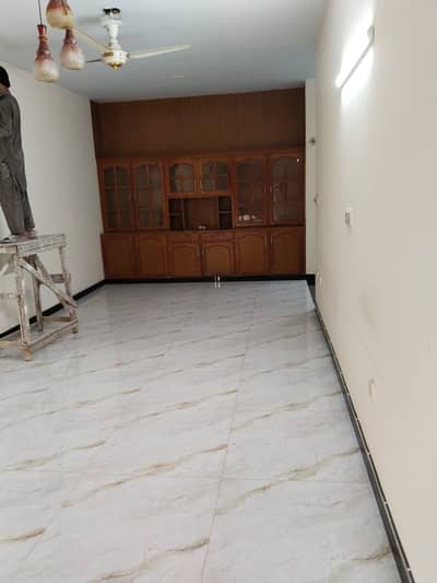 Upper Portion For Rent In Rs. 170000