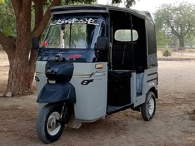 It is a 2025 model, anyone who wants it can contact me.