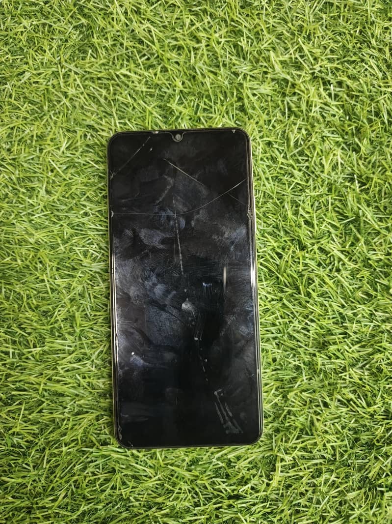 Realme C53 4