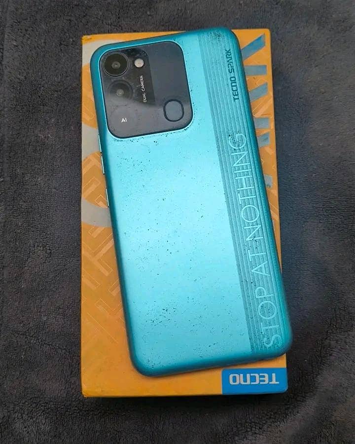 Tecno Spark 8C 0