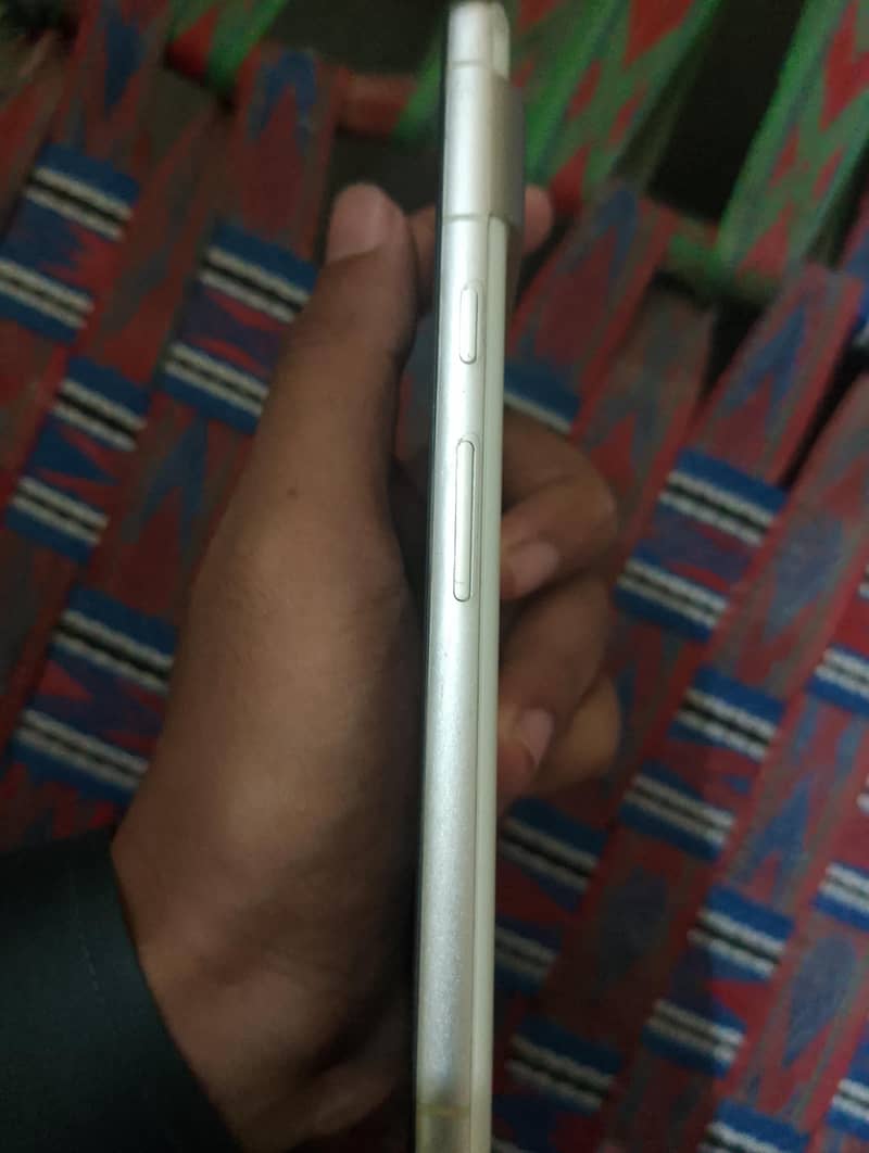 Google Pixel 7 3